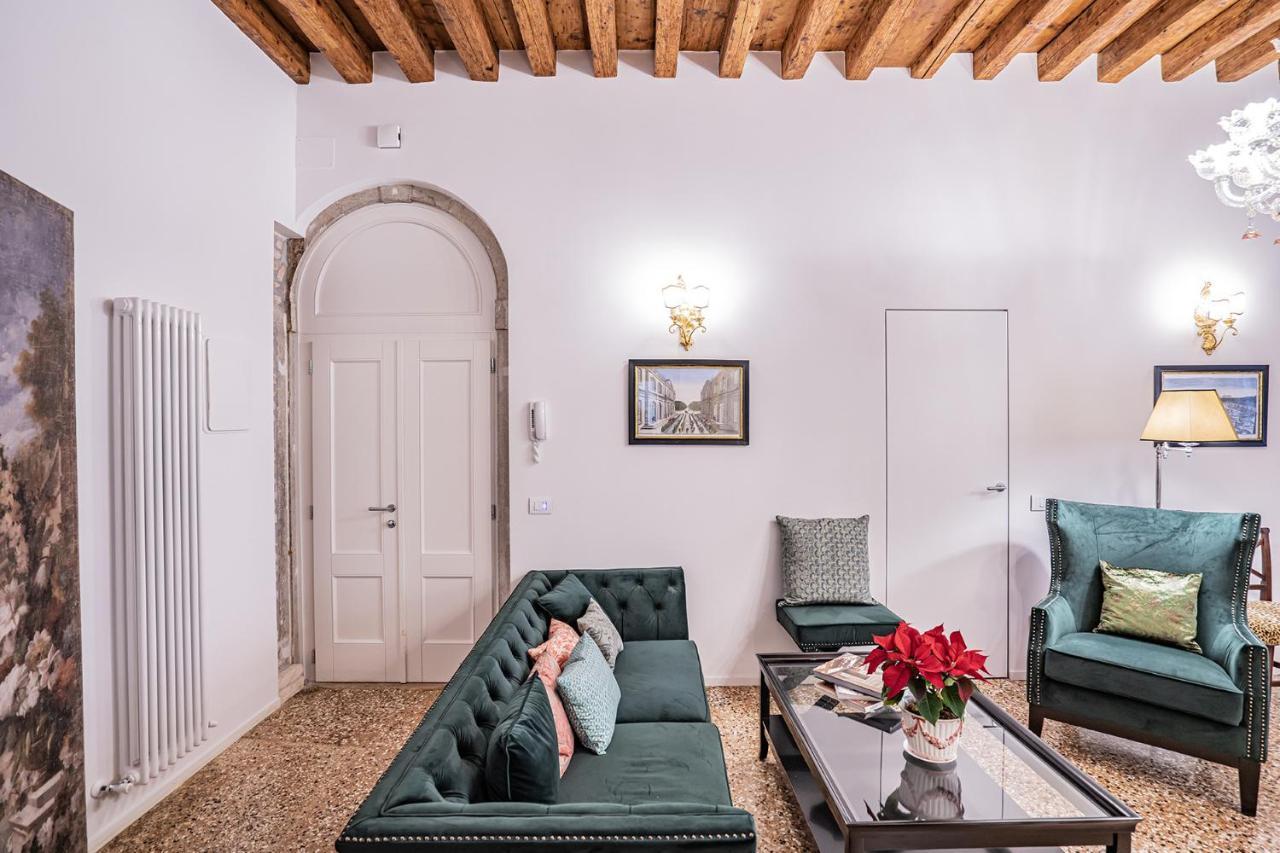 Ca' San Beneto Completely Refurbished In A Fabulously Central Area Velence Kültér fotó