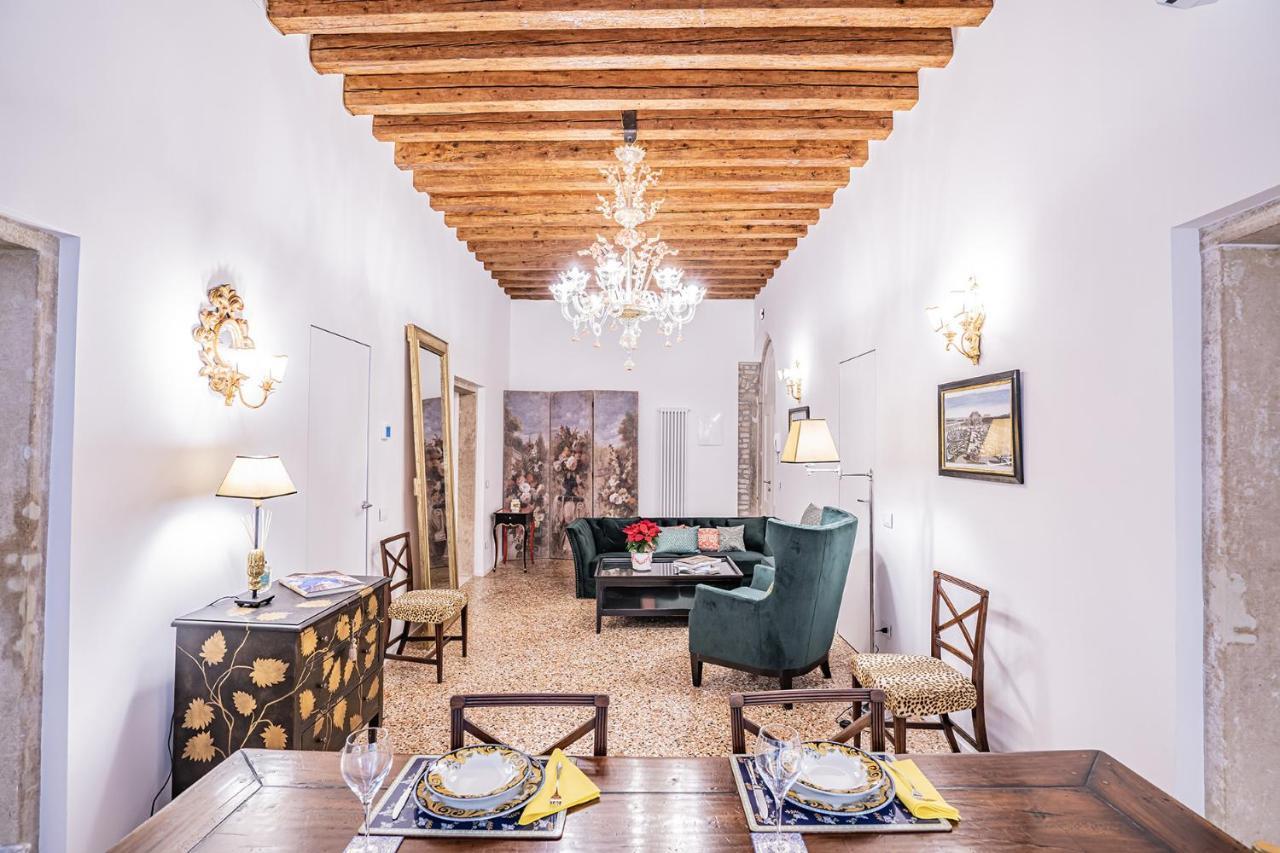 Ca' San Beneto Completely Refurbished In A Fabulously Central Area Velence Kültér fotó